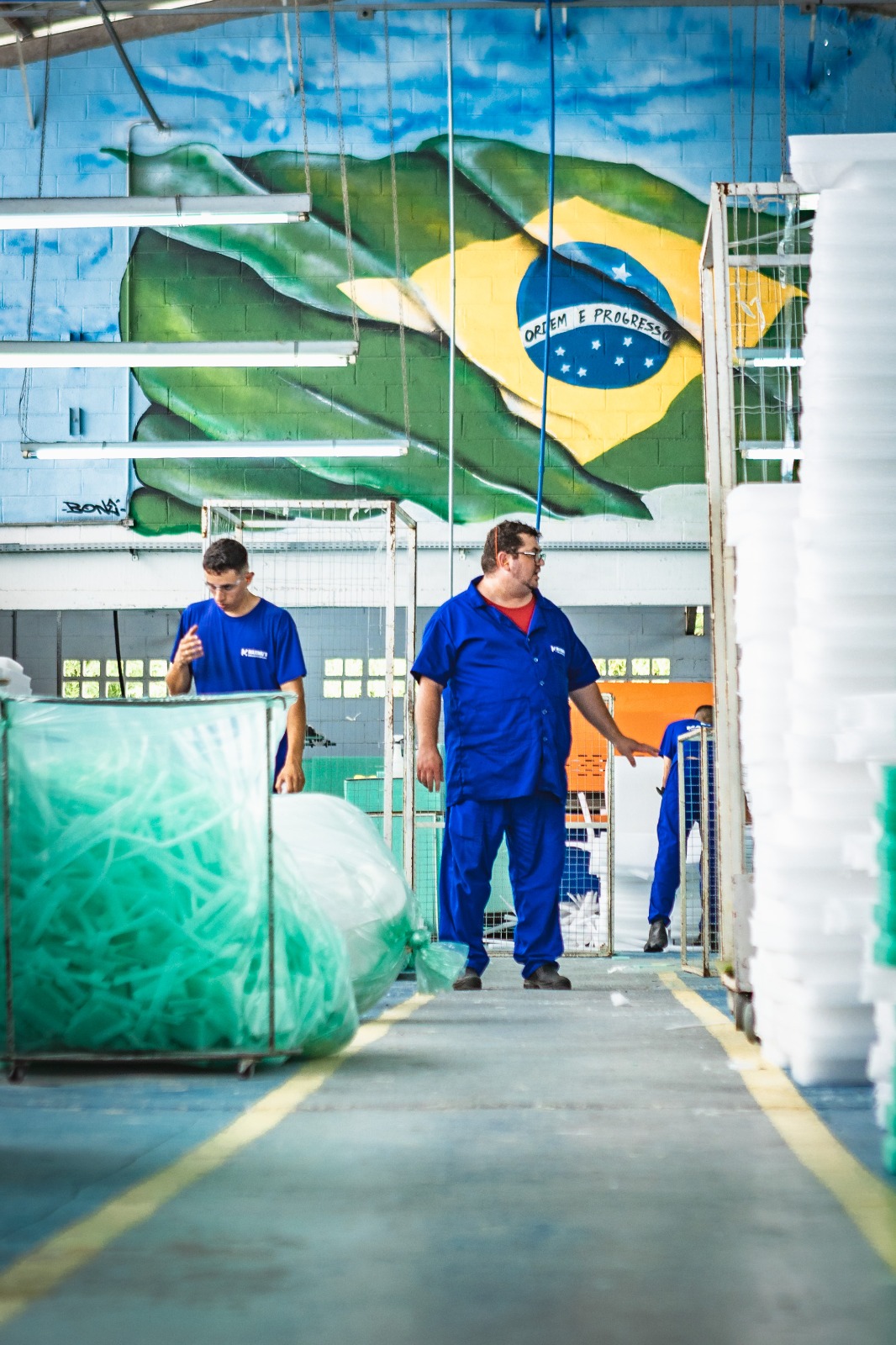Indústrias mantêm projeções otimistas 